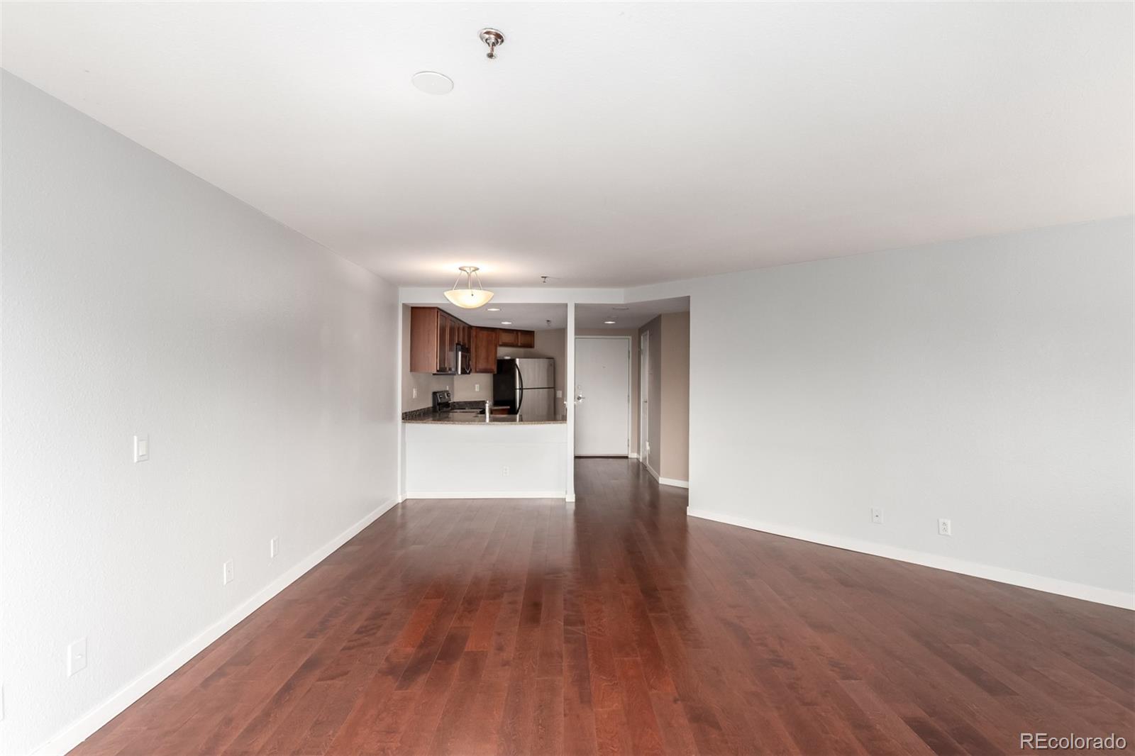 100 W Park Ave Avenue 908