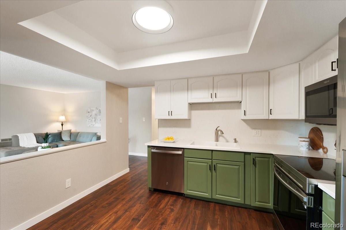 13902 E Marina Drive 202