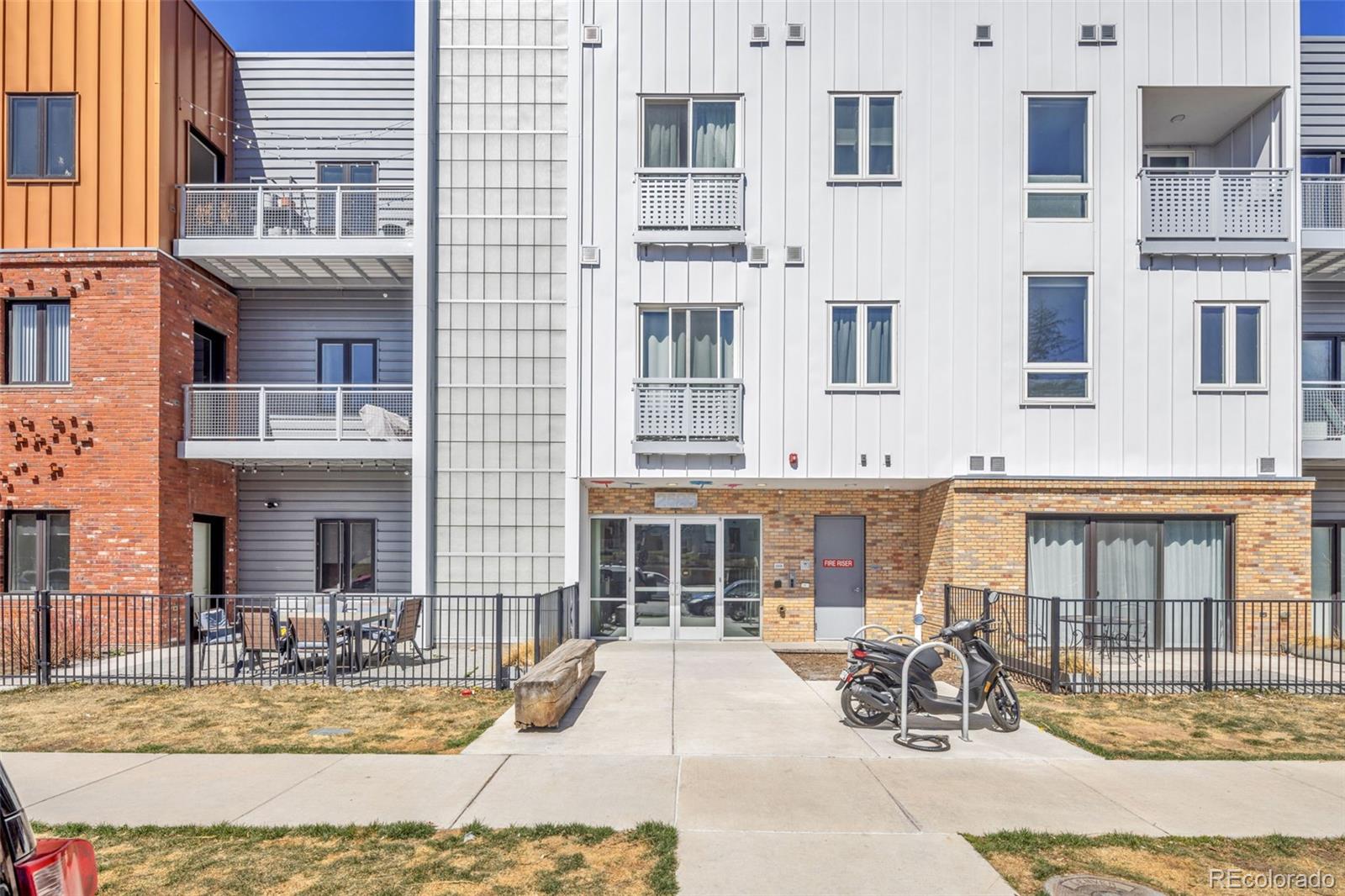 2525 Arapahoe Street RD306