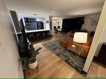 480 S Marion Parkway 101