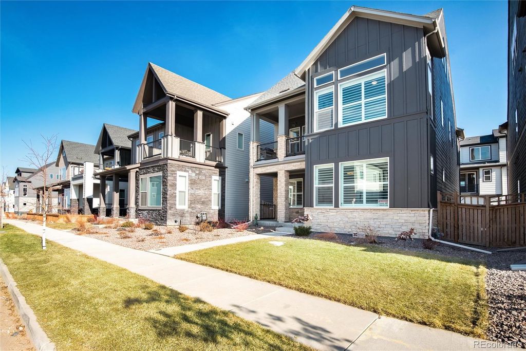 Photo of 16568 Shoshone Street, Broomfield, CO 80023 (MLS # 4237922)