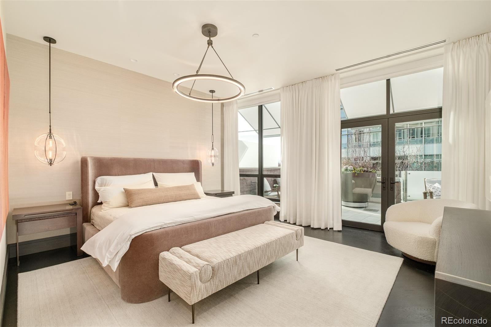 100 Detroit Street 206