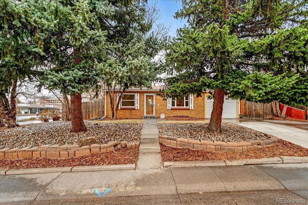 Photo of 5700 S Cherokee Street, Littleton, CO 80120 (MLS # 3696356)