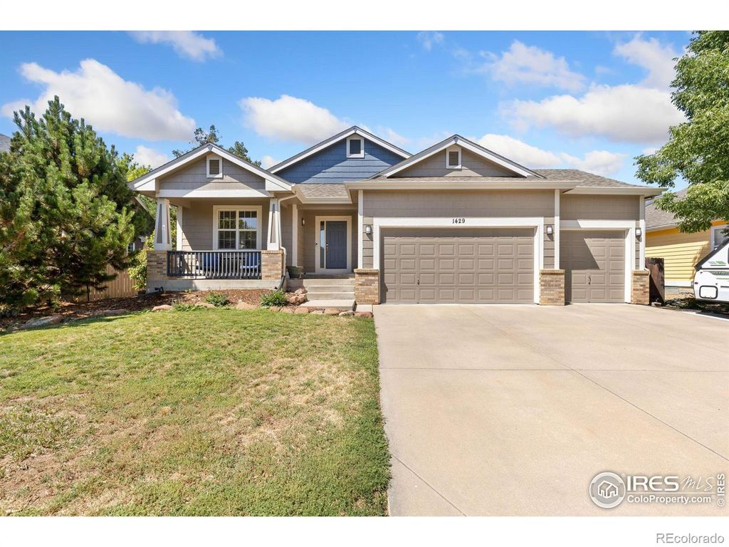 Photo of 1429 Auburn Court, Longmont, CO 80503 (MLS # IR1042148)