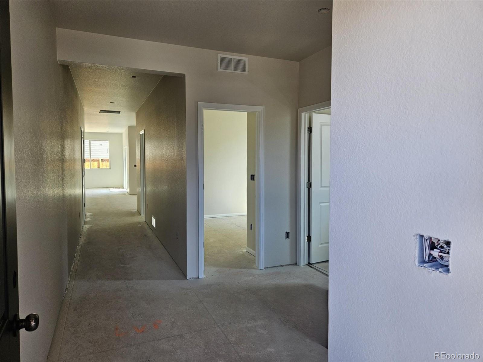 6041 Caribou Drive