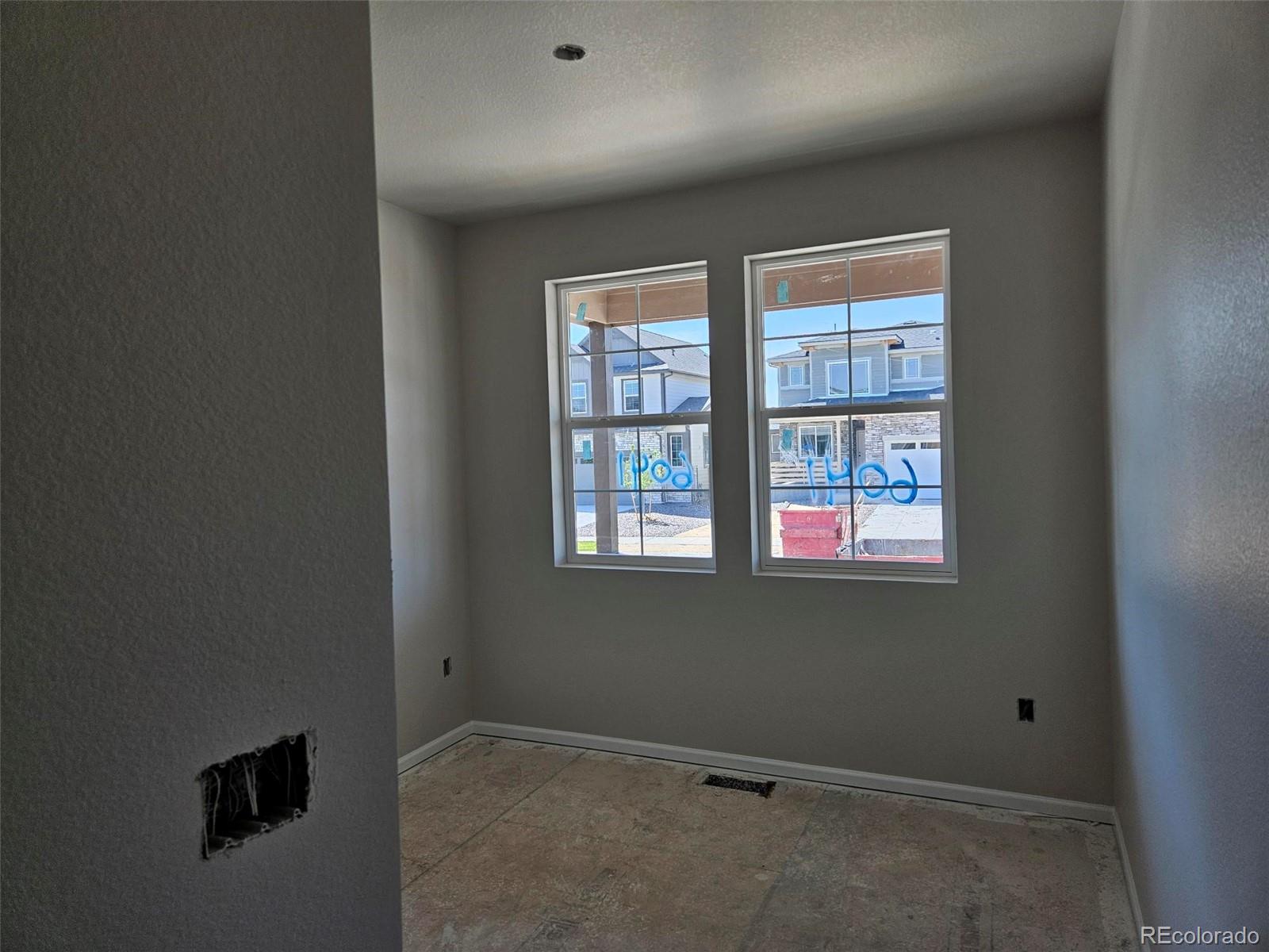 6041 Caribou Drive