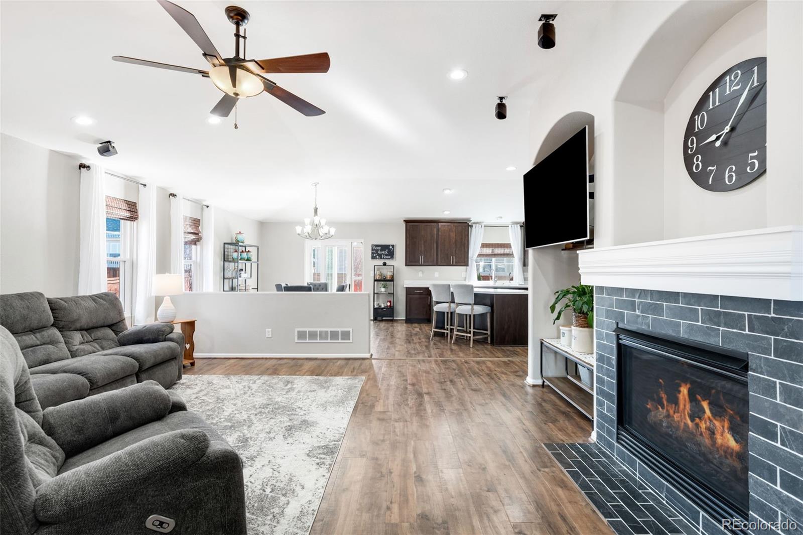 23802 E Chenango Place