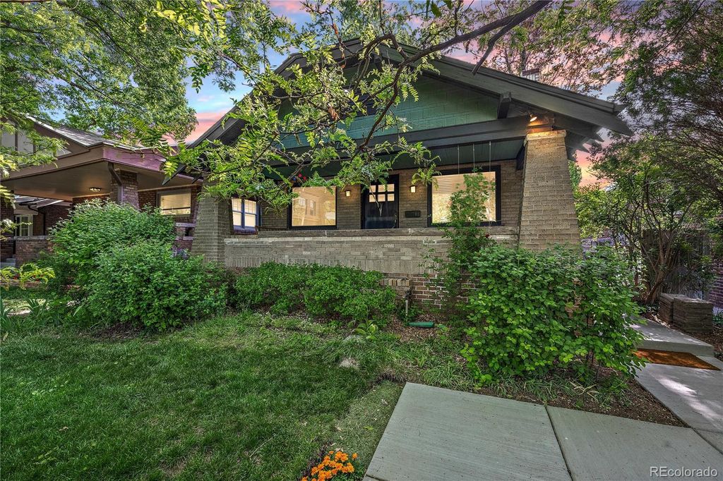 Photo of 756 Steele Street, Denver, CO 80206 (MLS # 4719432)