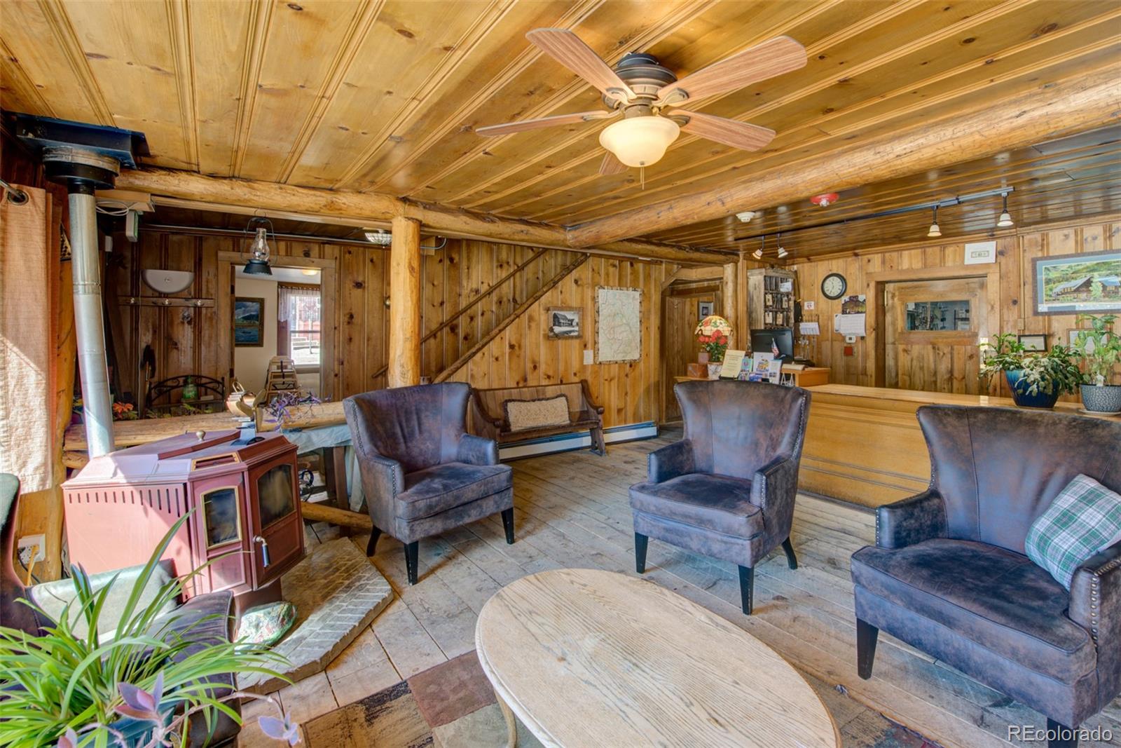 6435 E State Highway 82