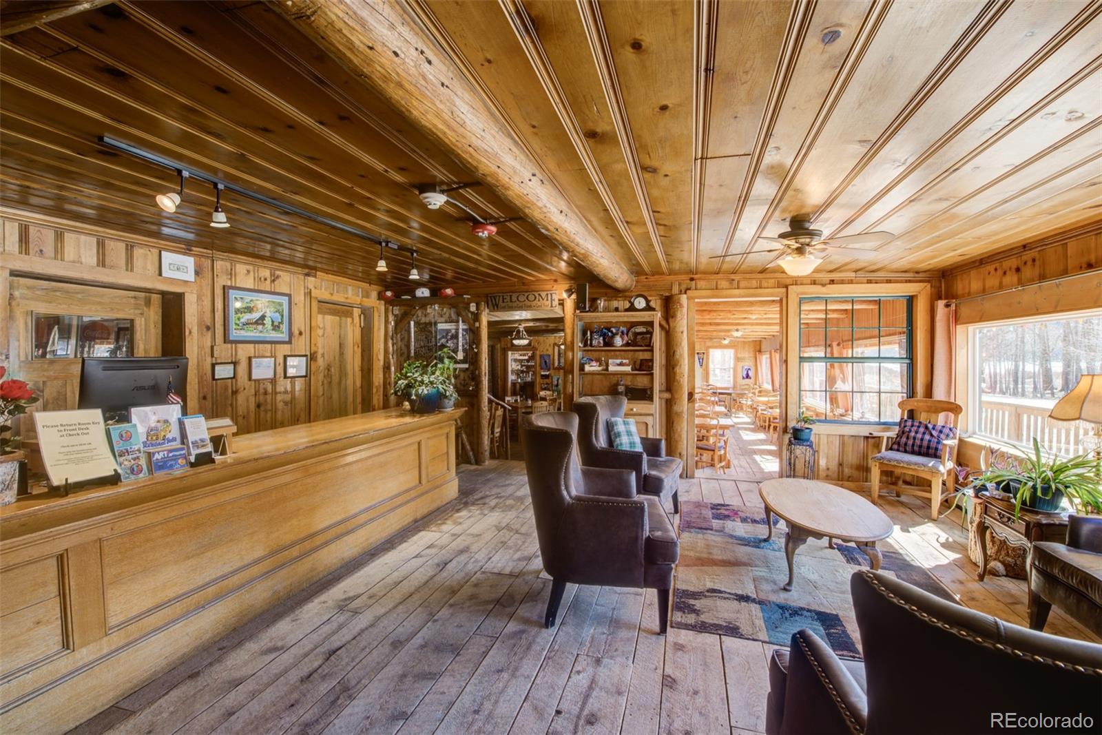 6435 E State Highway 82