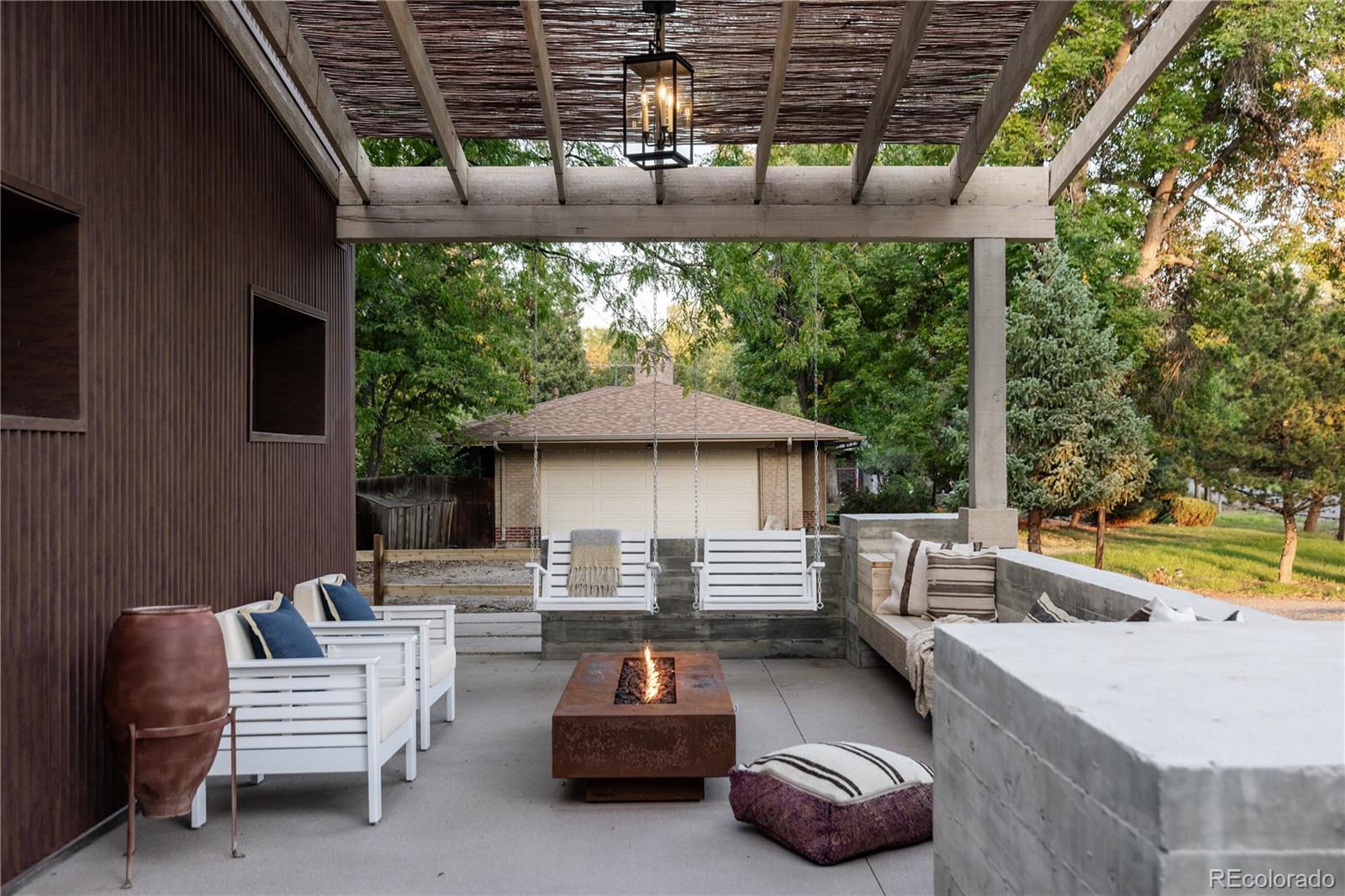 13905 Berry Road