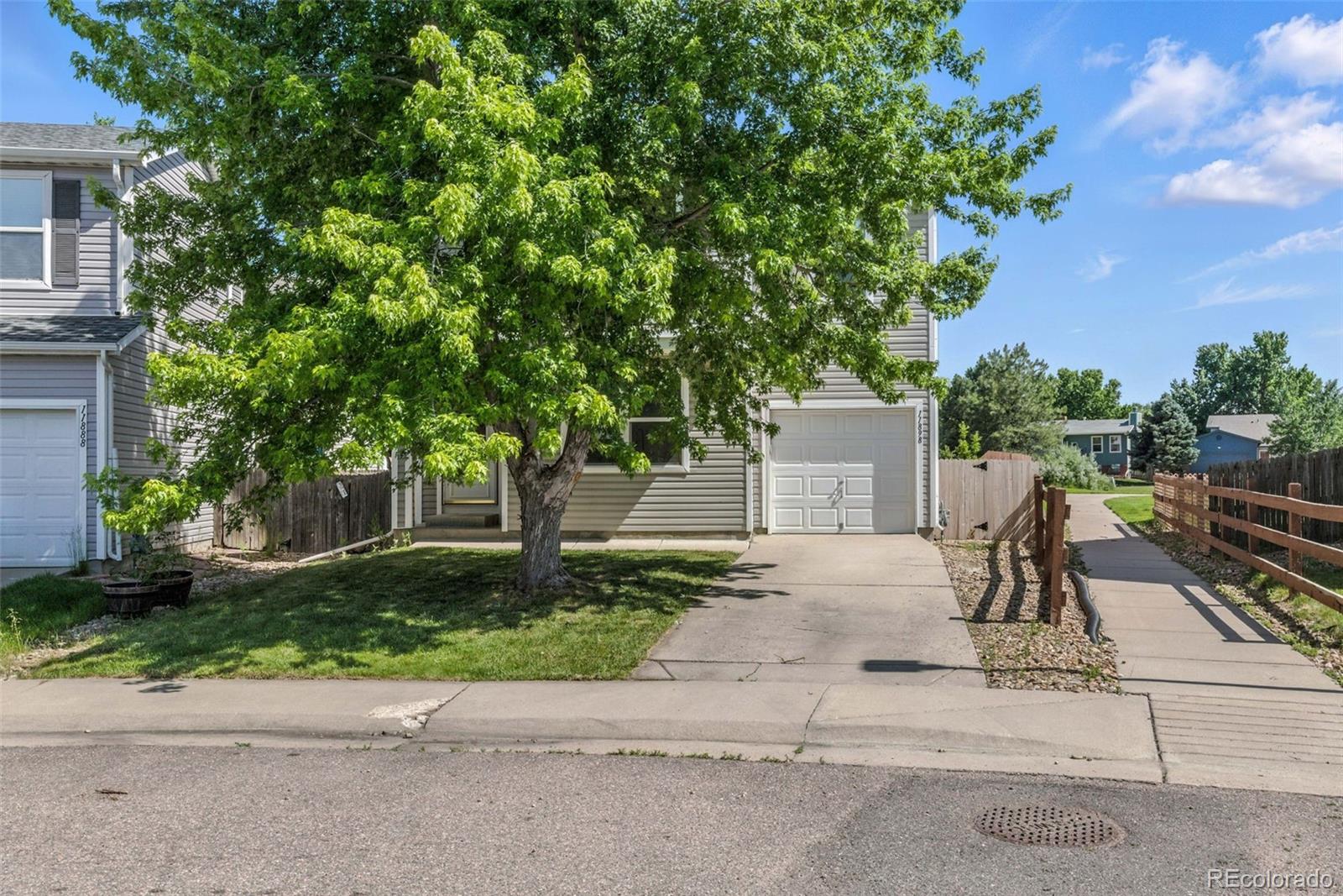 11898 W Tufts Place