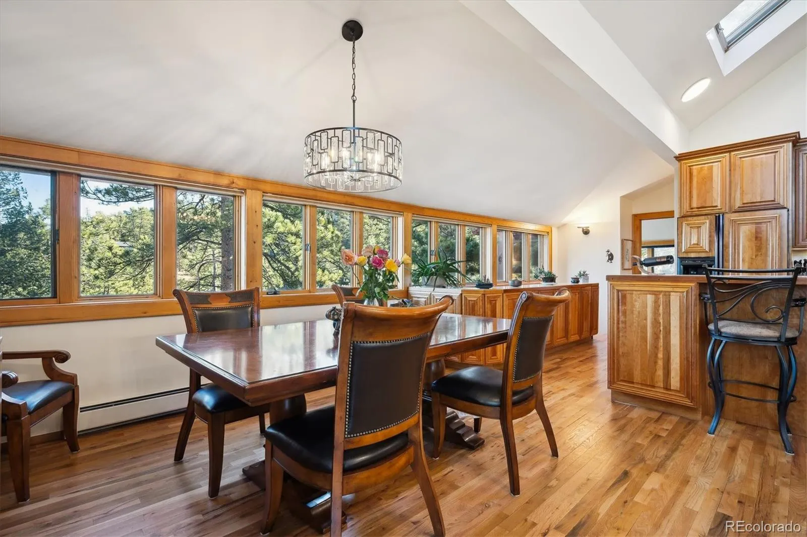 Evergreen, Colorado 80439, United States, 4 Bedrooms Bedrooms, ,3 BathroomsBathrooms,Residential,Pending,77725