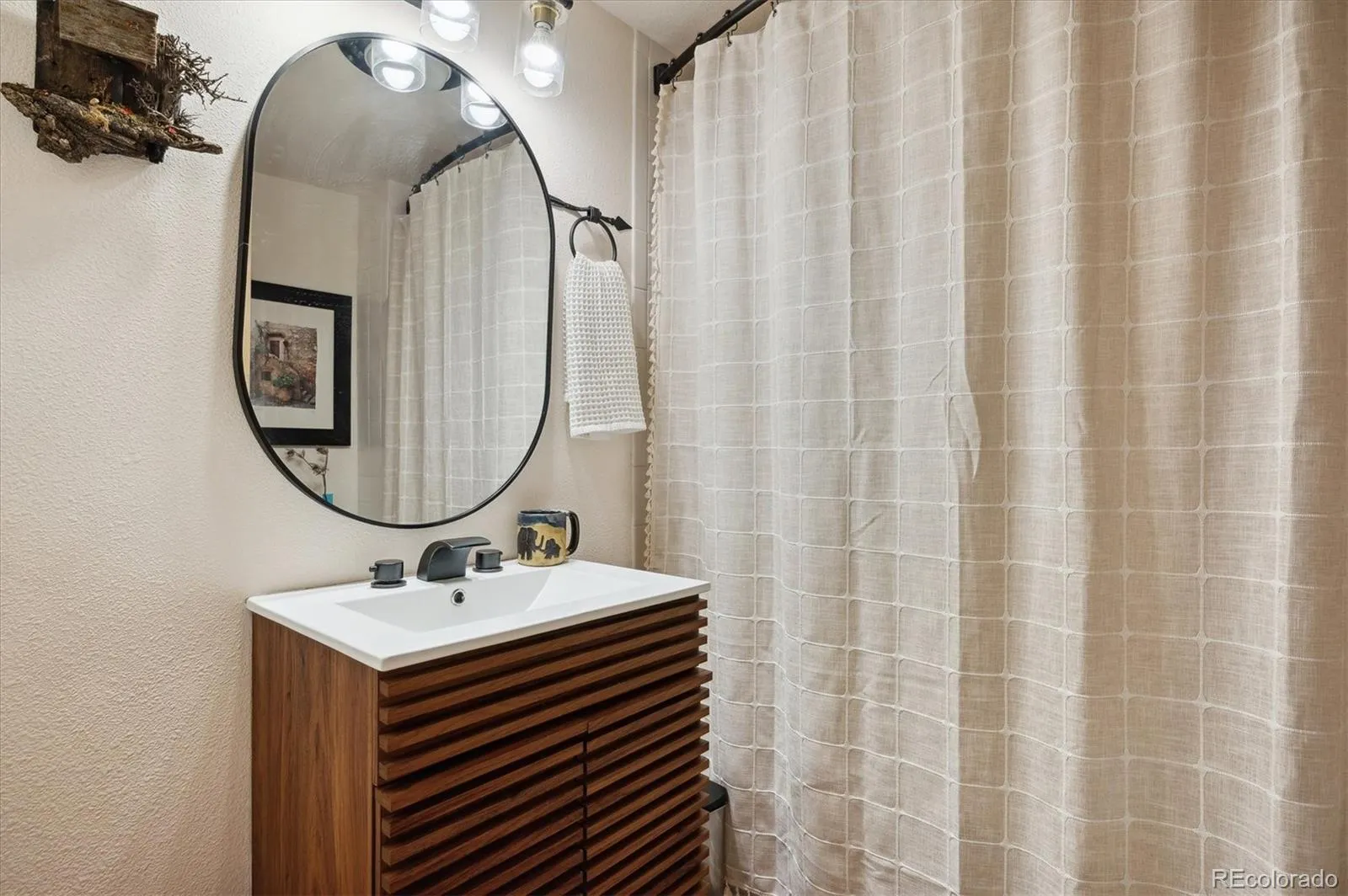 Evergreen, Colorado 80439, United States, 4 Bedrooms Bedrooms, ,3 BathroomsBathrooms,Residential,Pending,77725