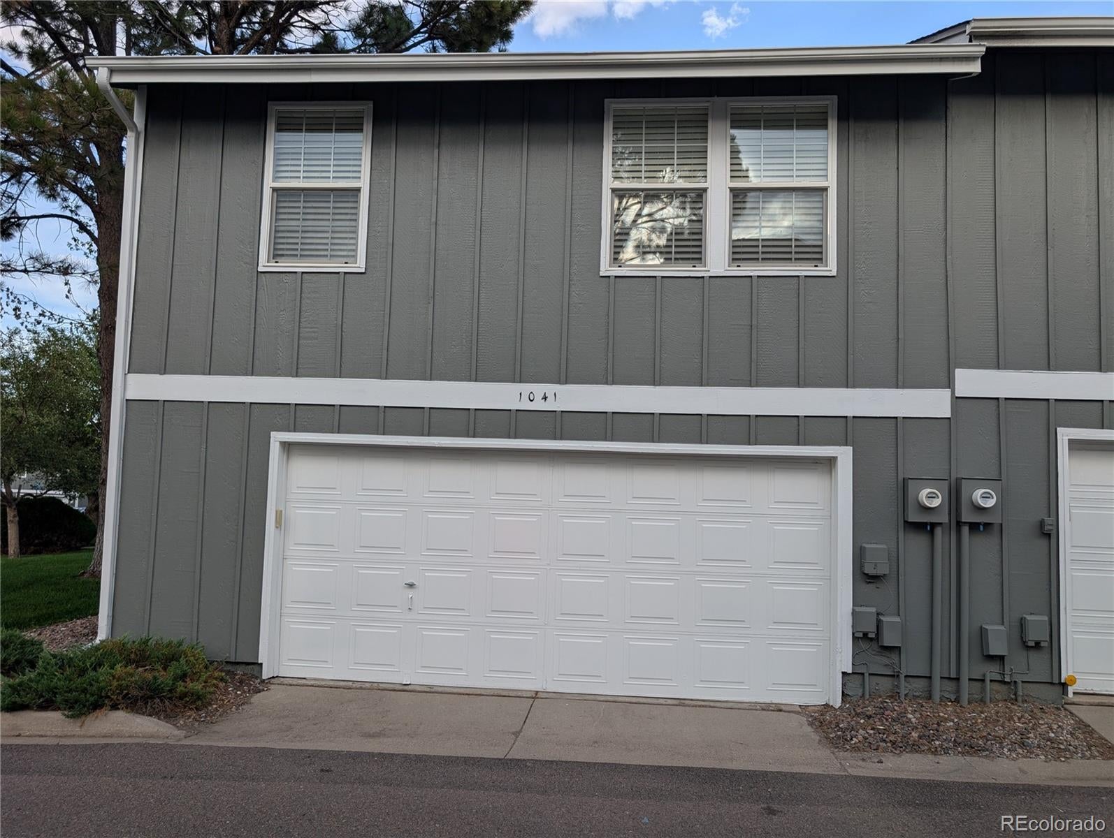 1041 S Fraser Way
