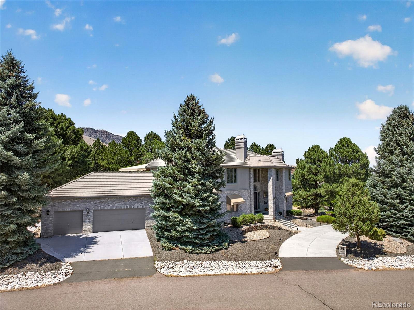 49 Golden Eagle Ln, Littleton, CO, 80127, USA, 6 Bedrooms Bedrooms, ,5 BathroomsBathrooms,Residential,Active,49 Golden Eagle Ln,3922305