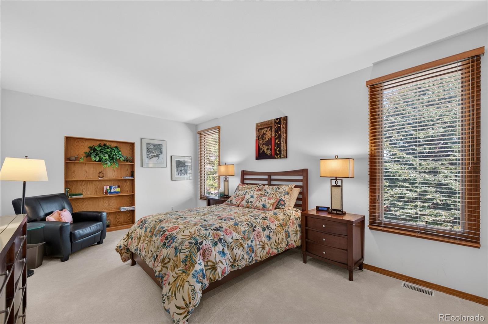 49 Golden Eagle Ln, Littleton, CO, 80127, USA, 6 Bedrooms Bedrooms, ,5 BathroomsBathrooms,Residential,Active,49 Golden Eagle Ln,3922305