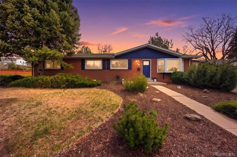 Photo of 2900 S Golden Way, Denver, CO 80227 (MLS # 6984933)