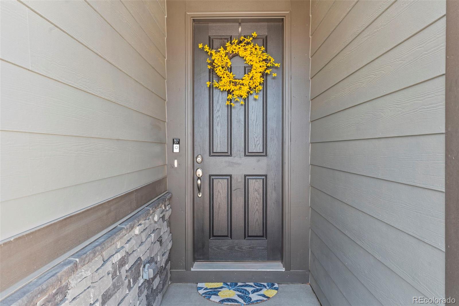 21 N Edge Cliff Street