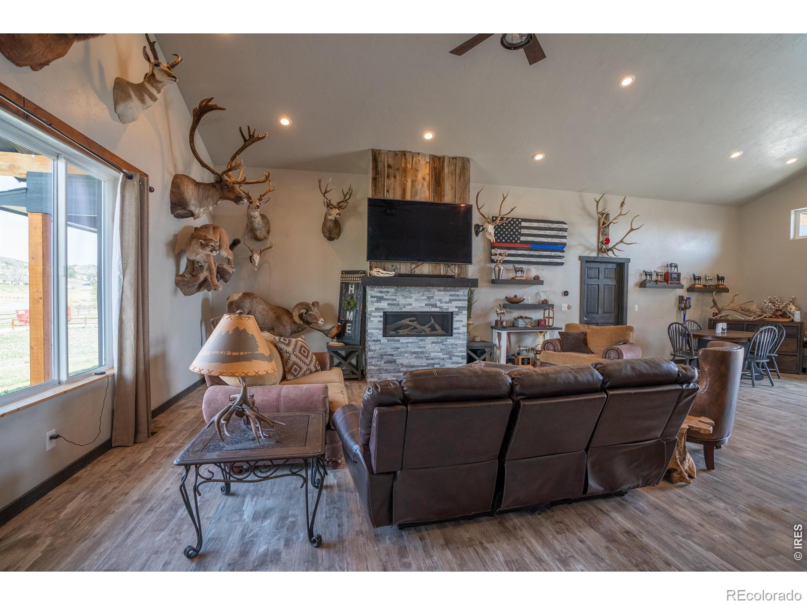 186 Garnet Valley Court