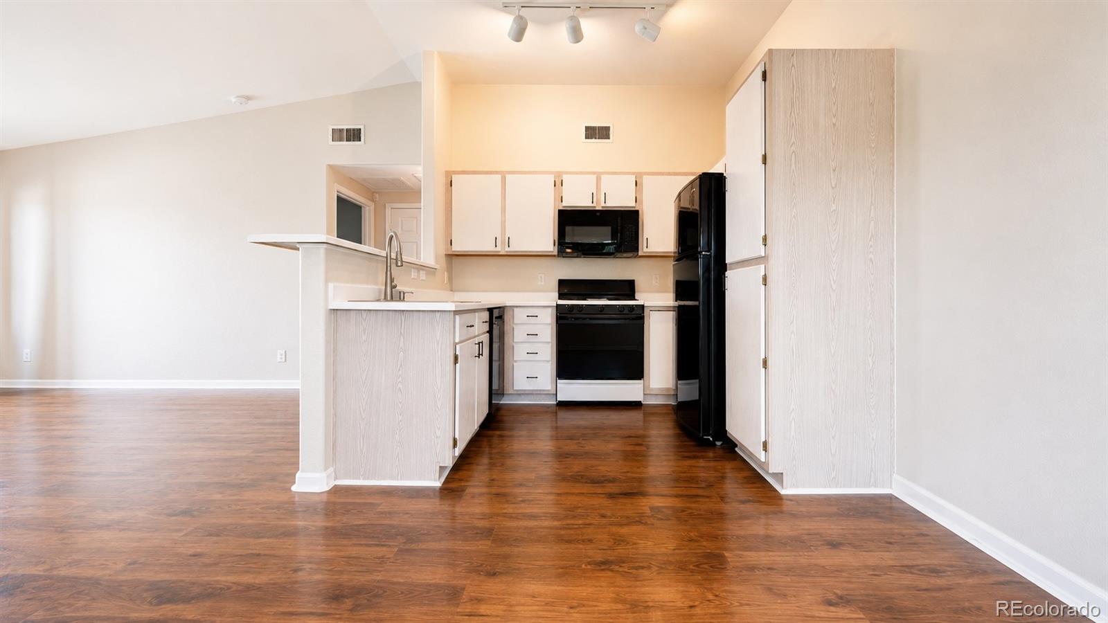 3876 Canyon Ranch Road 202
