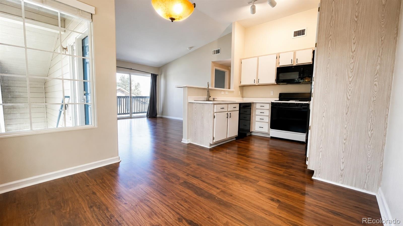 3876 Canyon Ranch Road 202