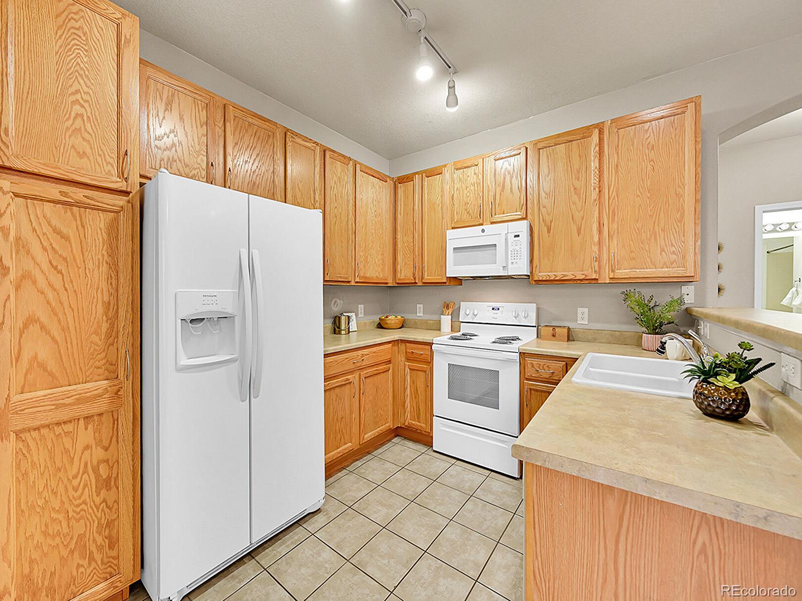 16366 E Fremont Avenue 3