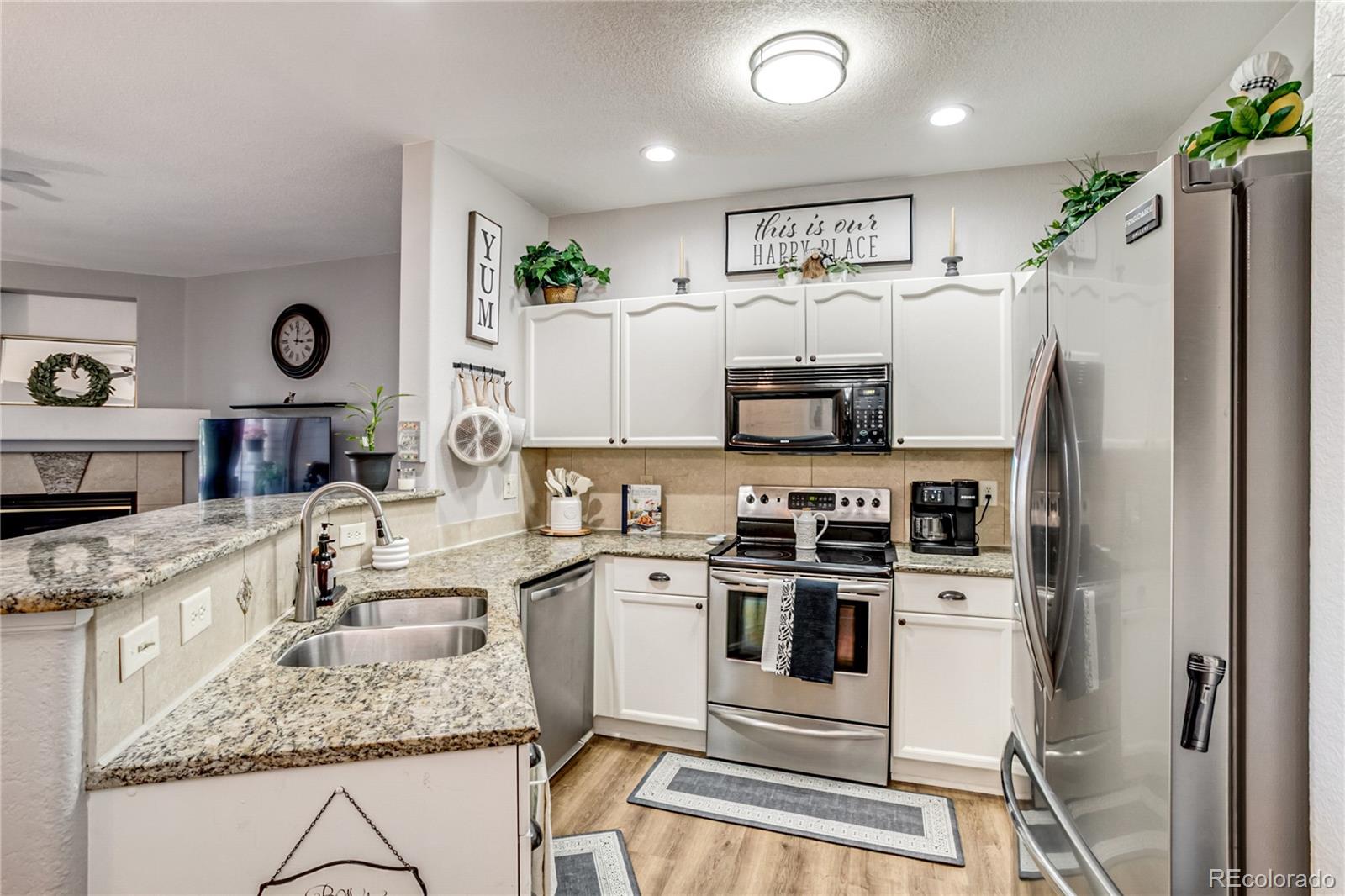 8309 S Independence Circle 203, Littleton, CO, 80128 3 8309 S Independence Circle 203