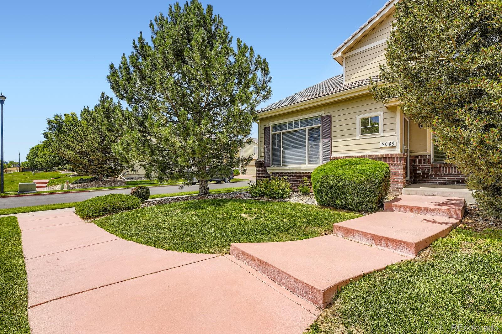 5049 Spyglass Drive, Broomfield, CO, 80023 3 5049 Spyglass Drive