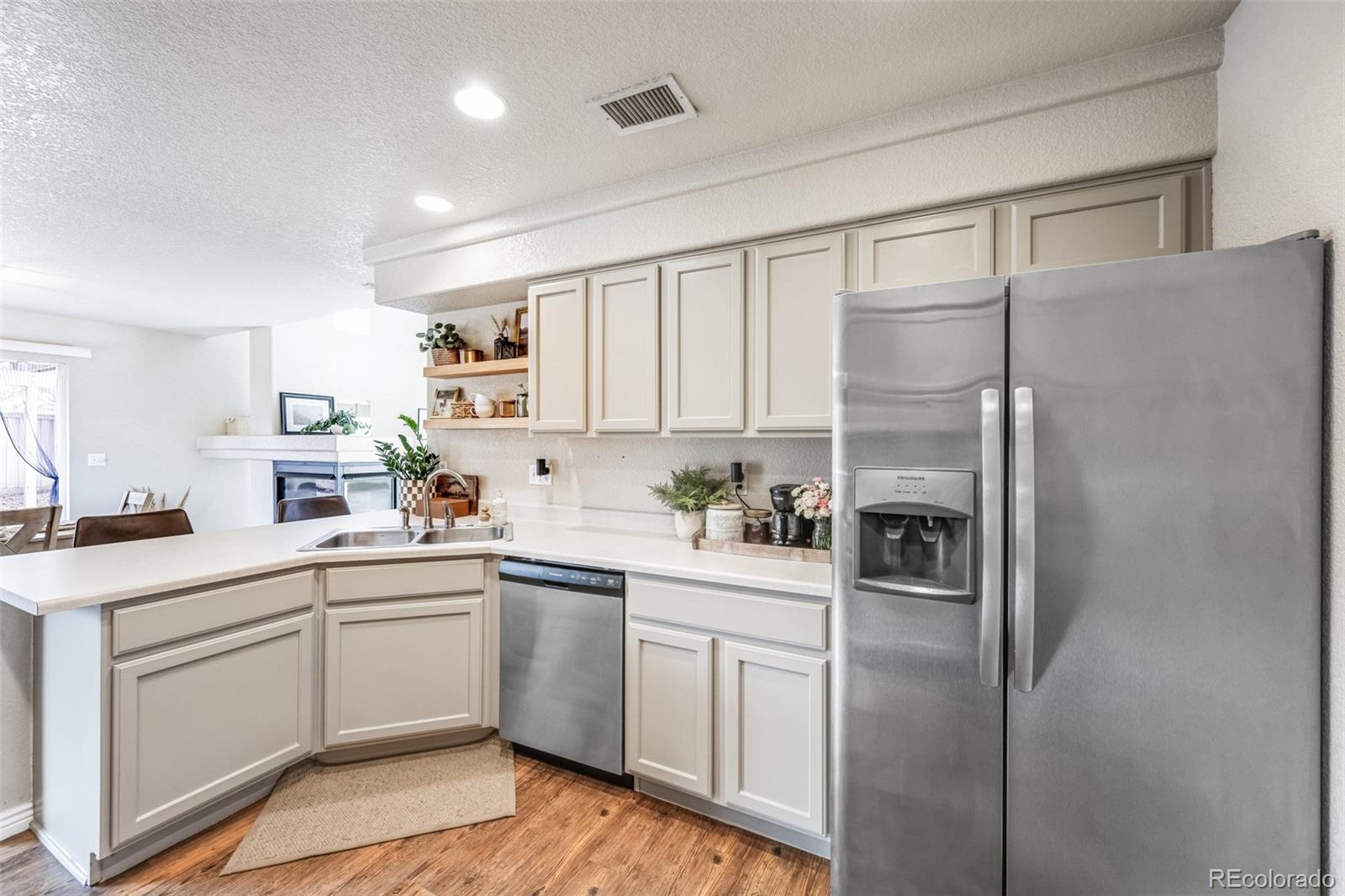 20000 Mitchell Place 9