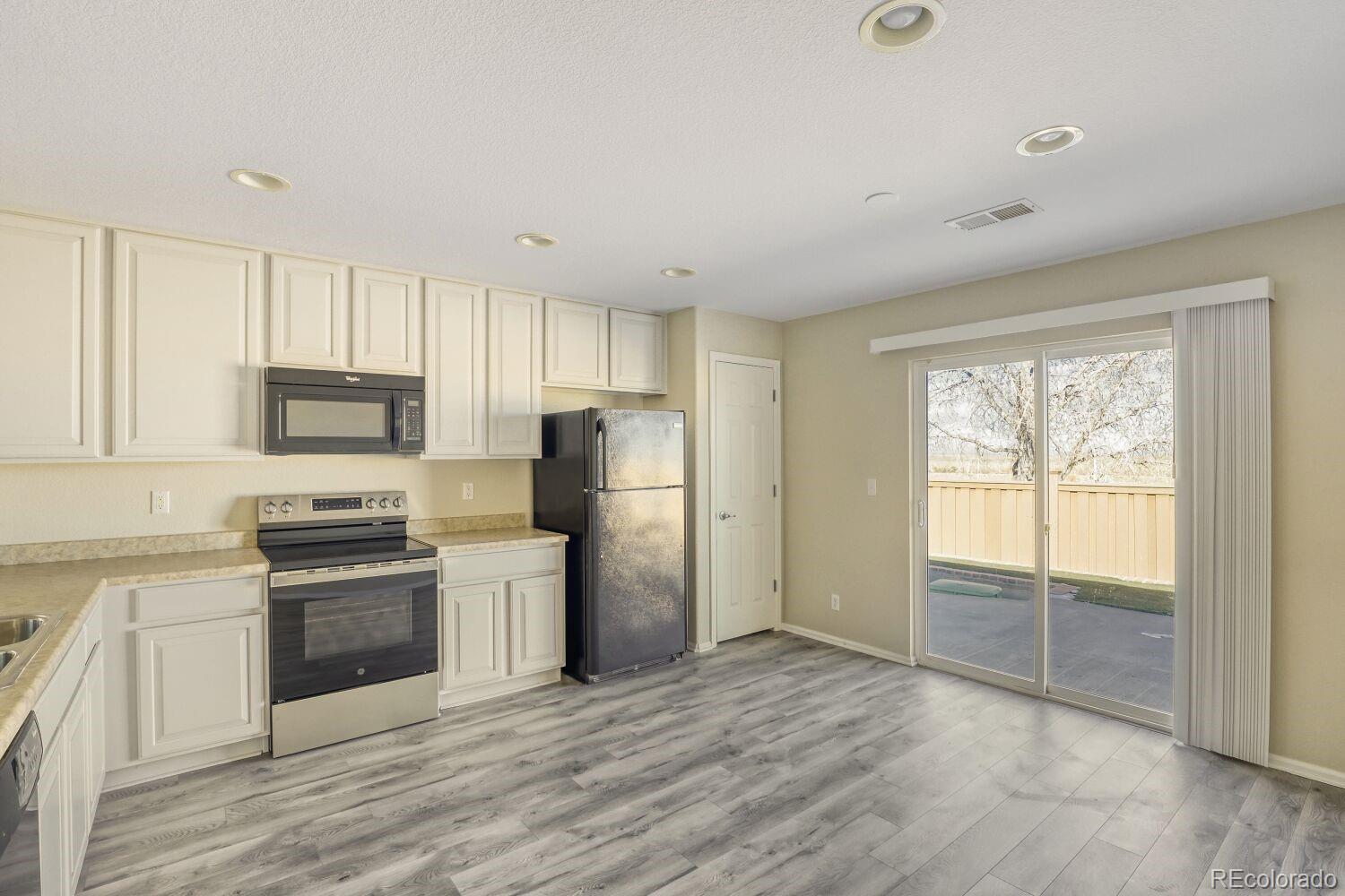 15827 Randolph Place