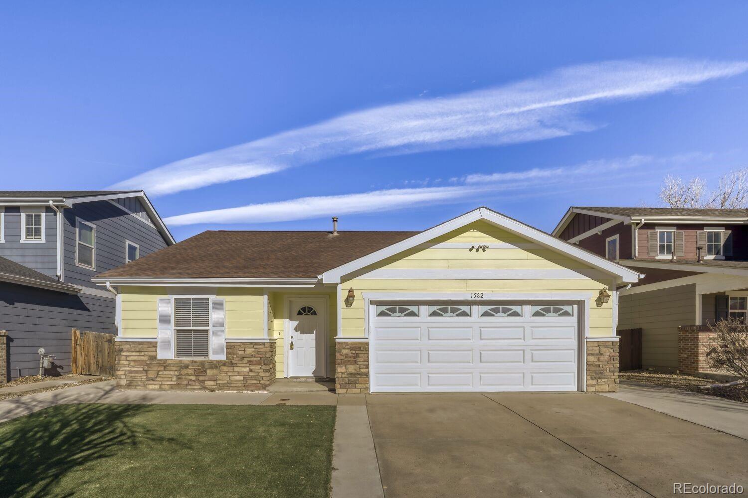 15827 Randolph Place