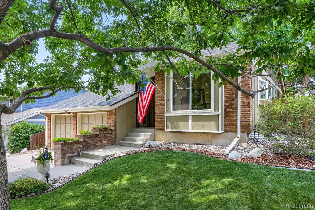 Photo of 7883 S Ulster Street, Centennial, CO 80112 (MLS # 7428005)
