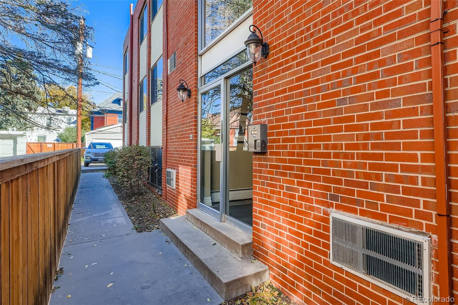 1330 Race Street 3