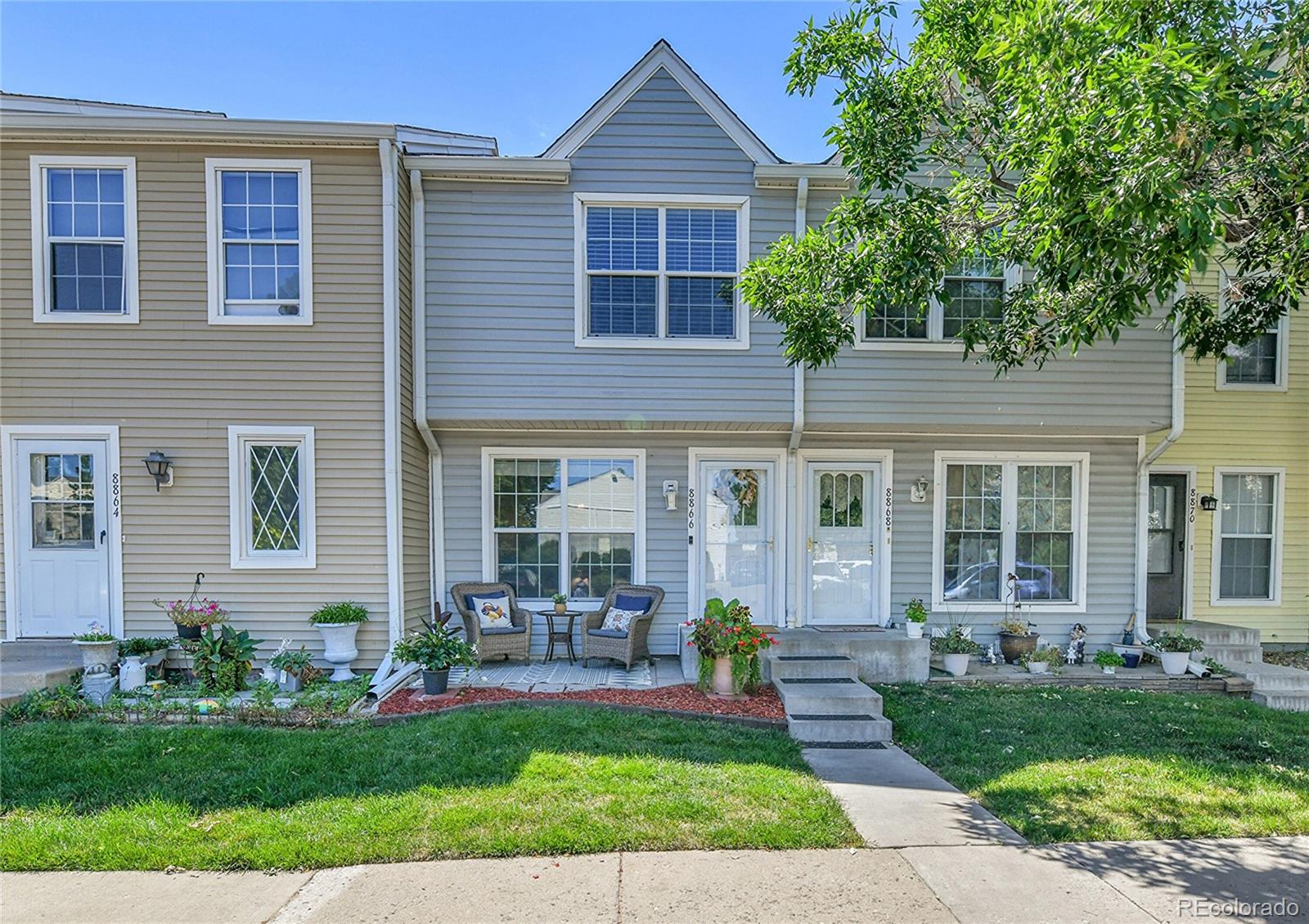 8866 W Dartmouth Place