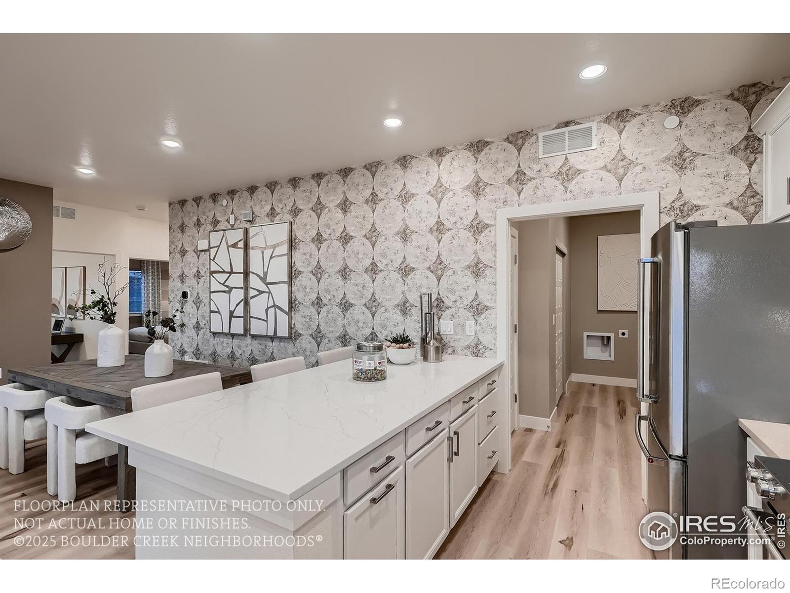 900 W 128th Place