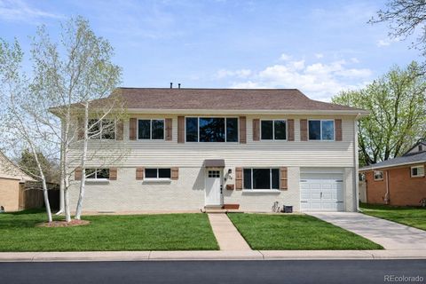 Photo of 724 S Flamingo Court, Denver, CO 80246 (MLS # 4256383)