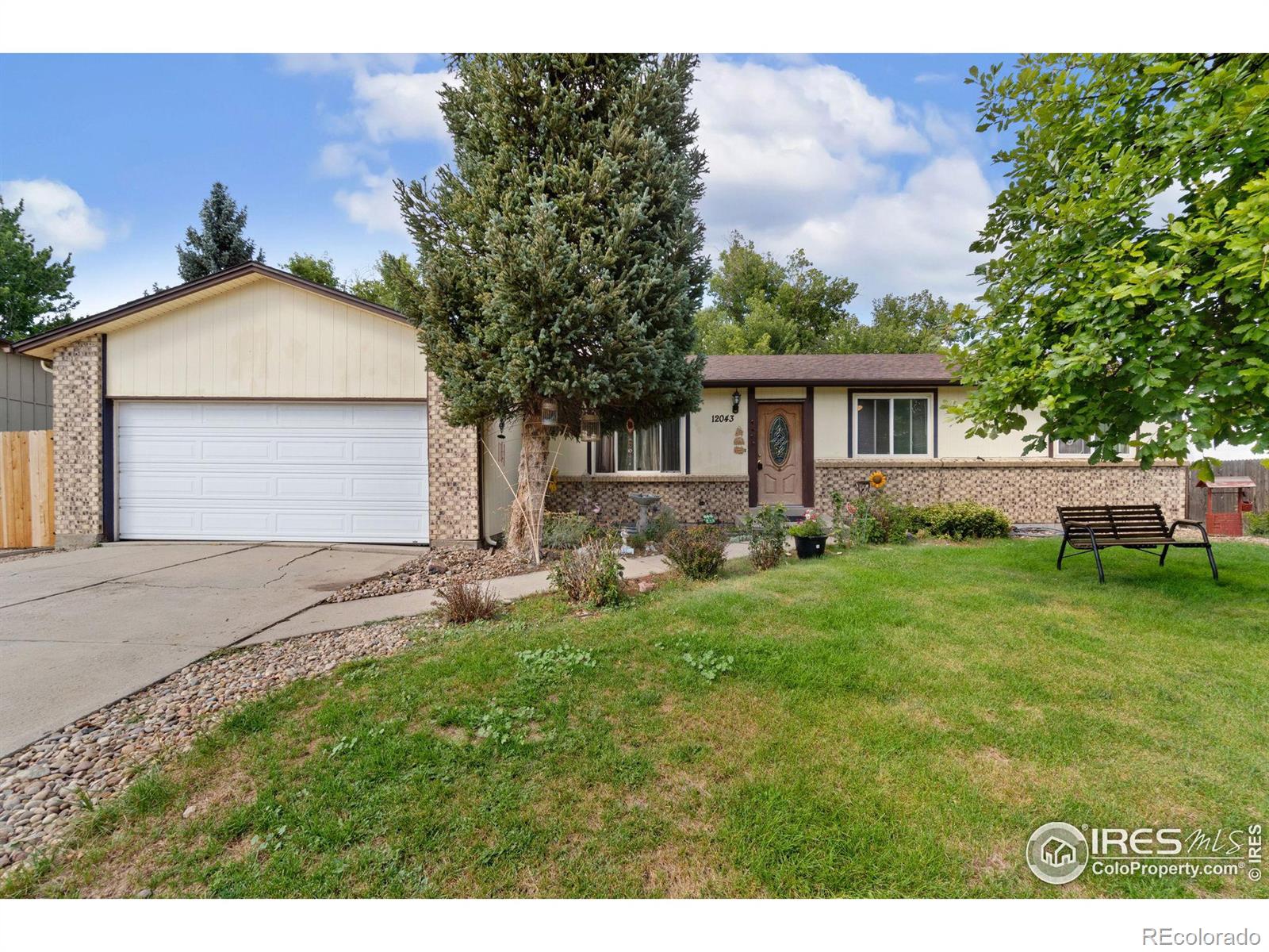 View Arvada, CO 80004 house