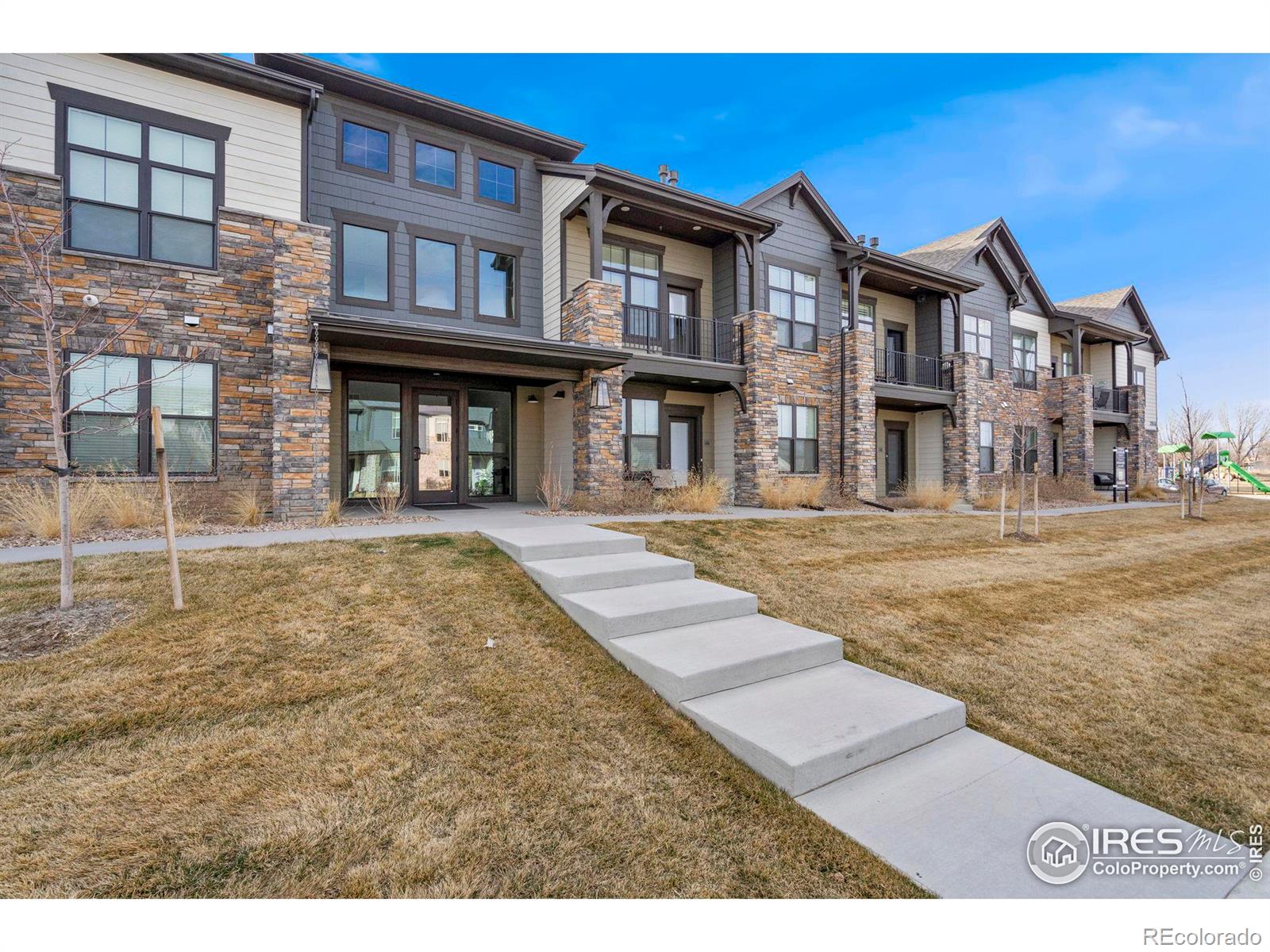 255 High Point Drive 204, Longmont, CO, 80504 1 255 High Point Drive 204