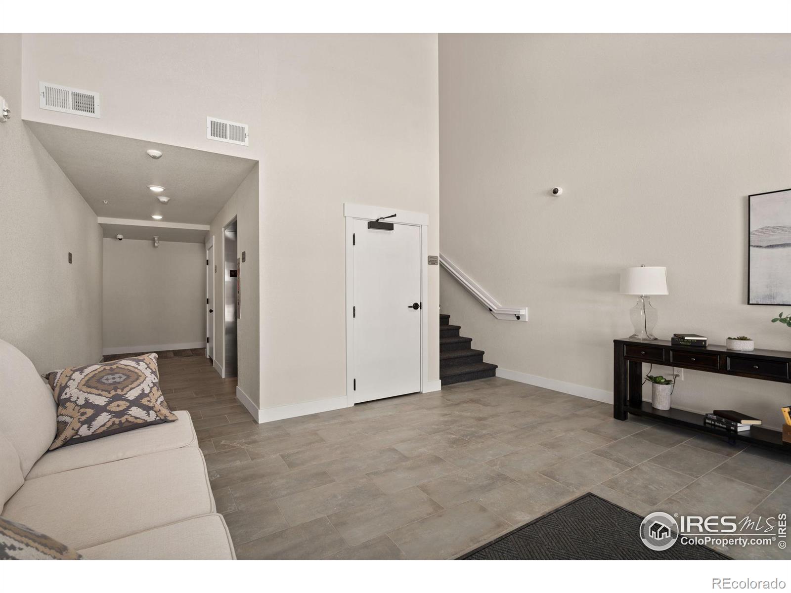 255 High Point Drive 204, Longmont, CO, 80504 3 255 High Point Drive 204