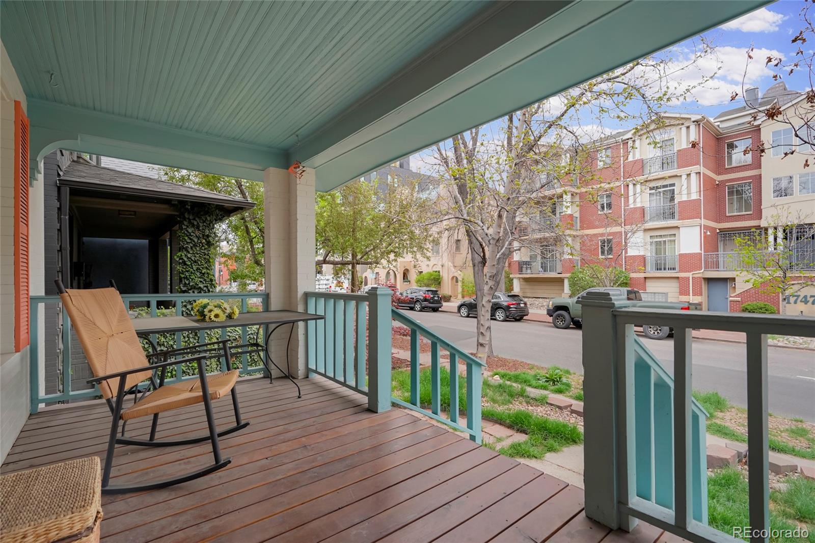 1736 N Washington Street