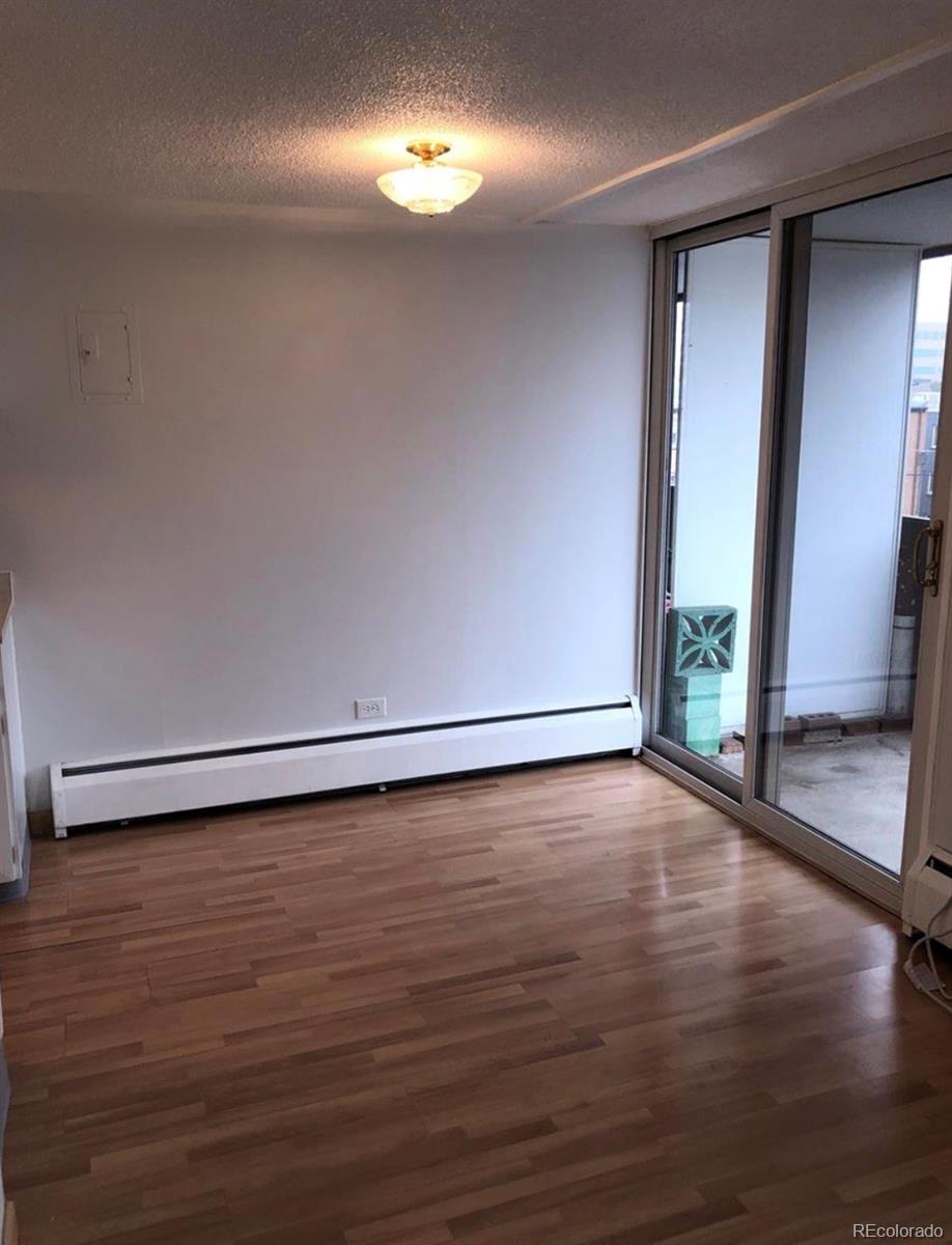 799 Dahlia Street 304