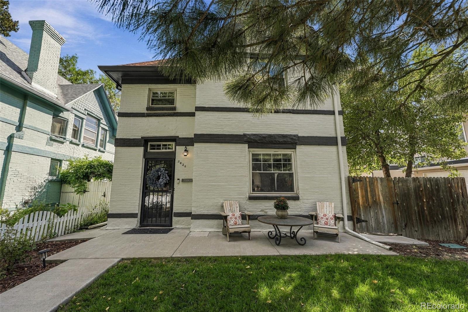 2426 King Street