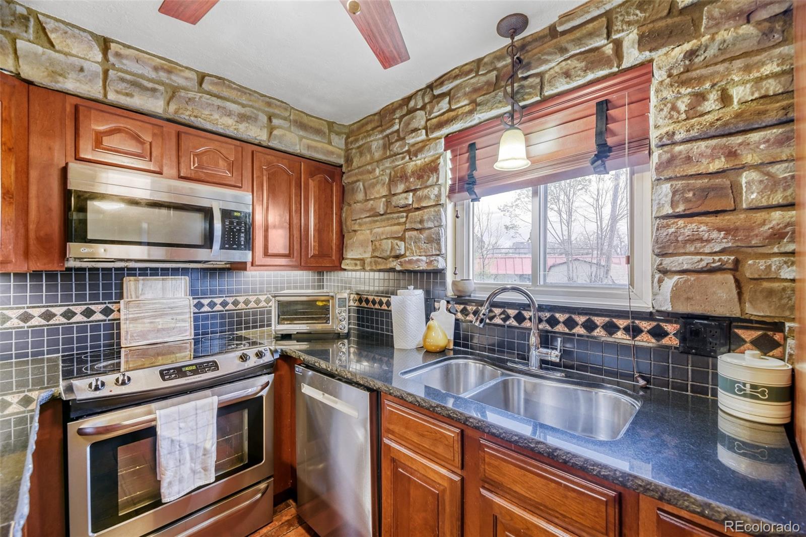 2190 S Holly Street 224