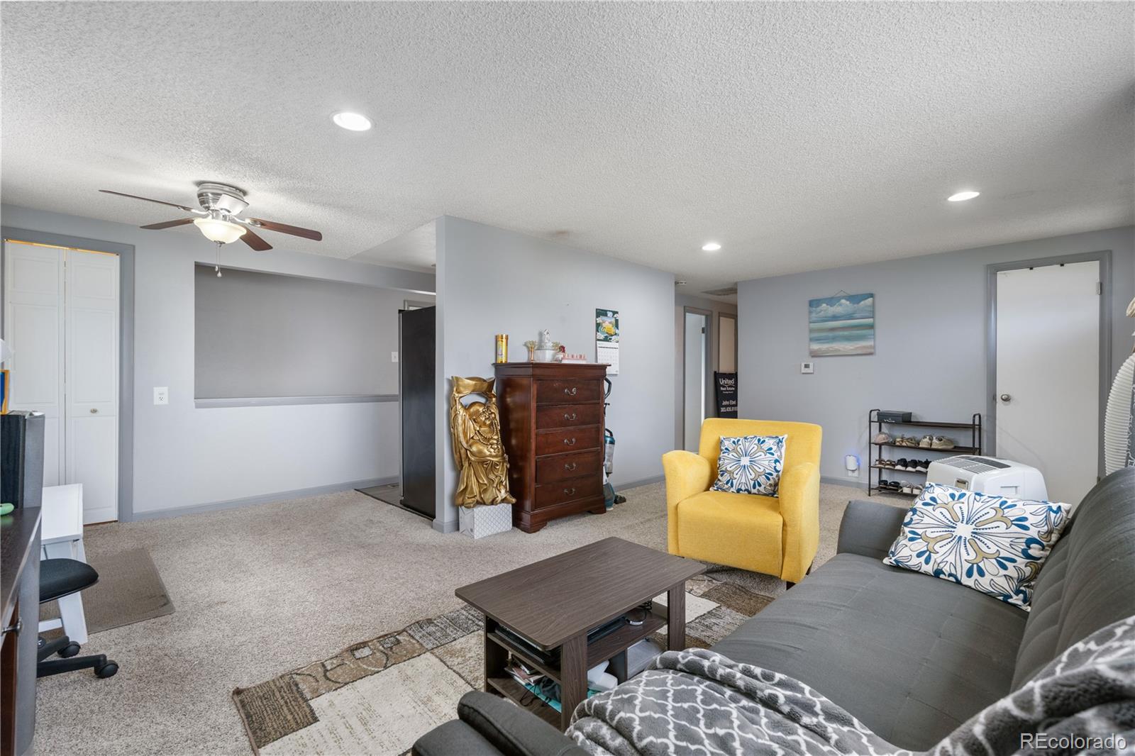 8831 Hooker Way
