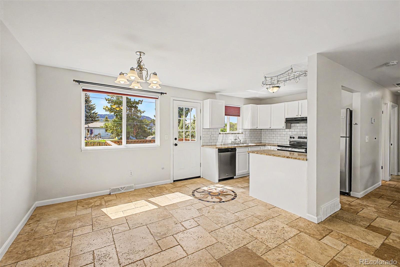 335 Pike Street
