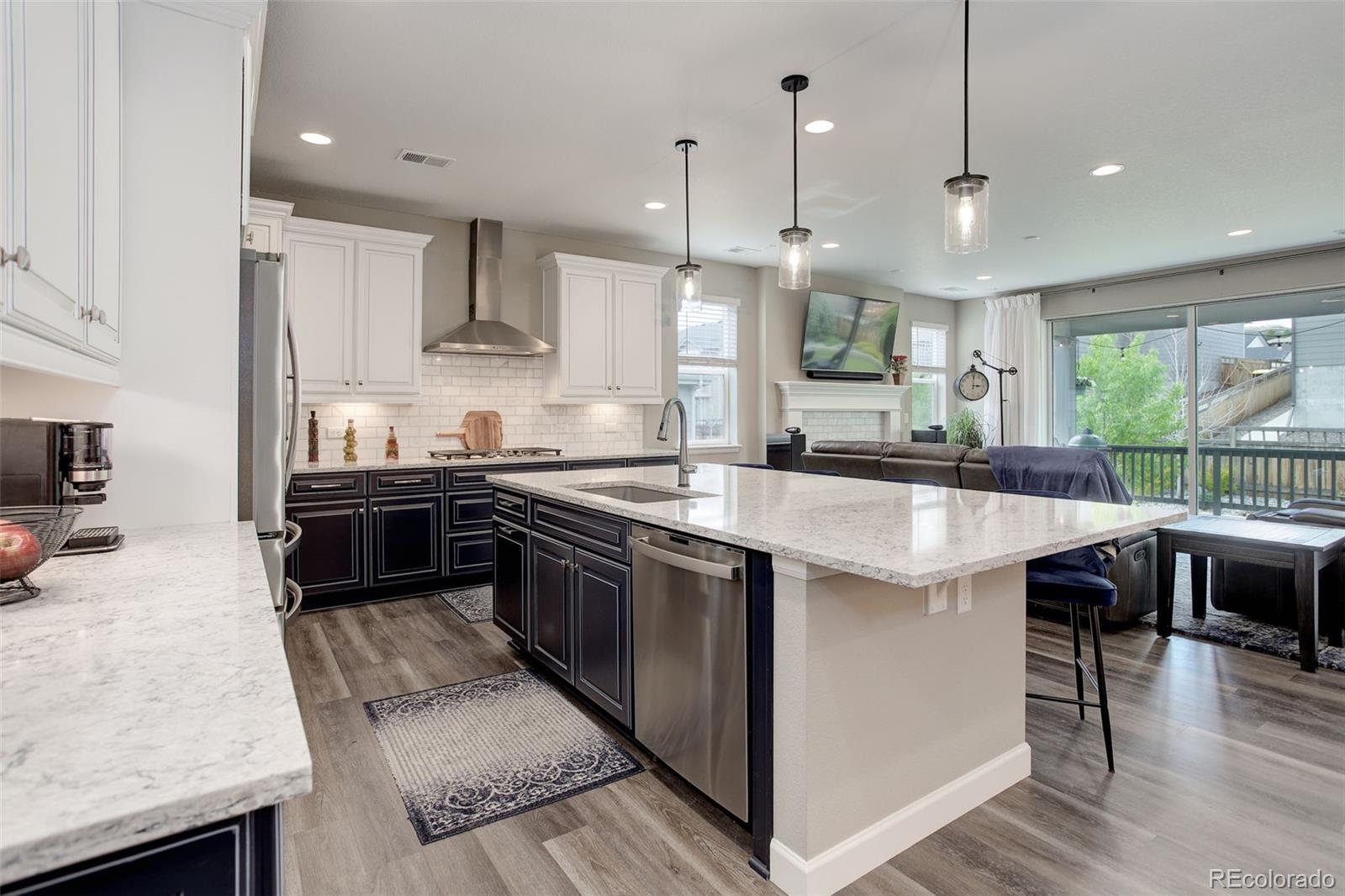6899 Petunia Place
