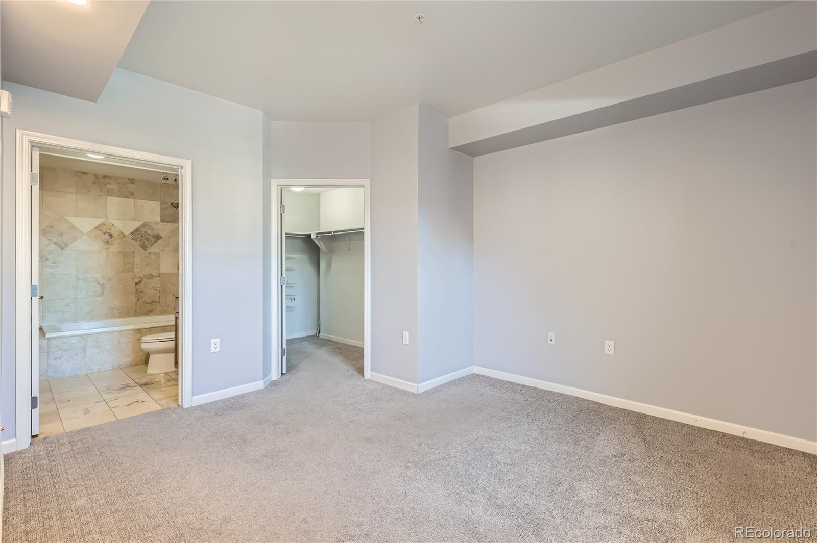 975 N Lincoln Street 4I