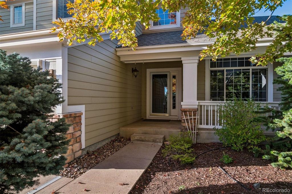 Photo of 9367 W Vandeventor Drive, Littleton, CO 80128 (MLS # 6312815)