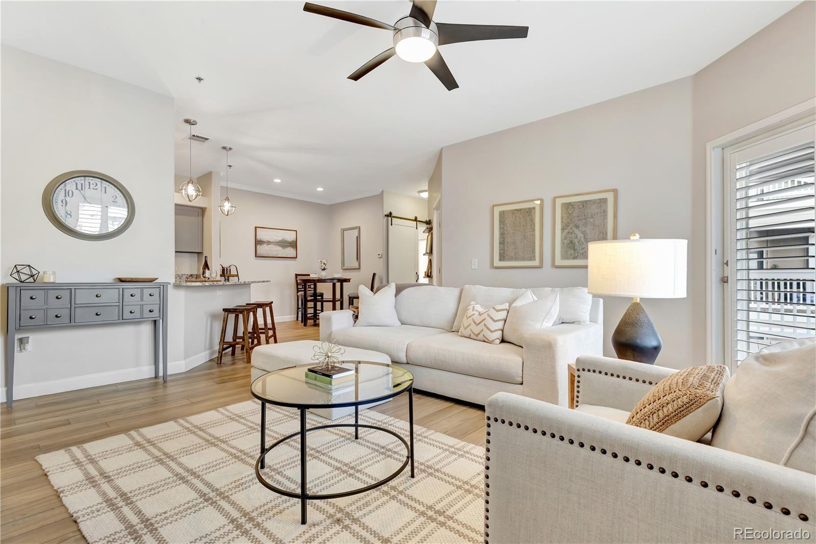 6005 Castlegate Drive W B22